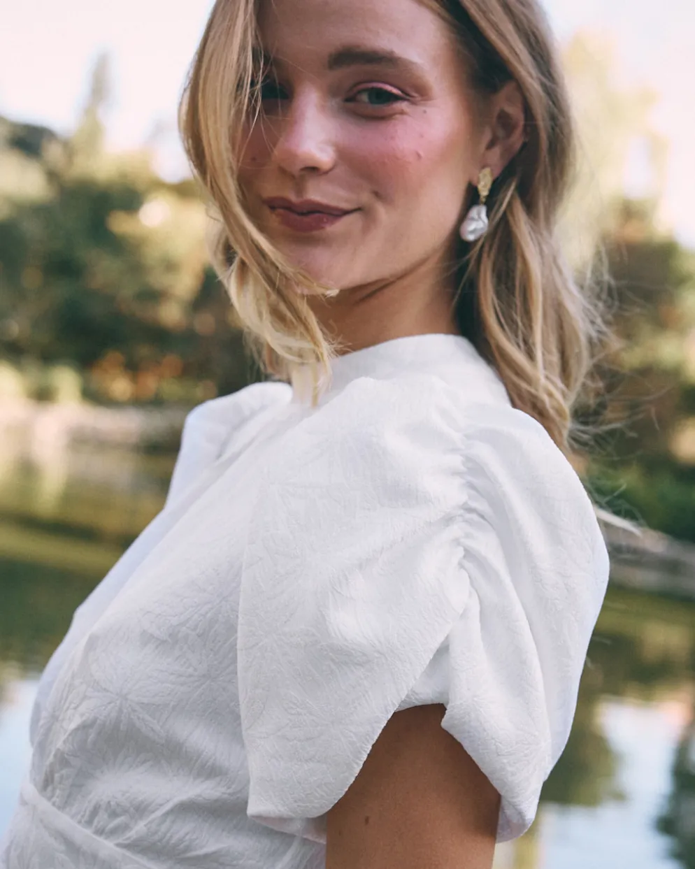 Mono Novia Aylén