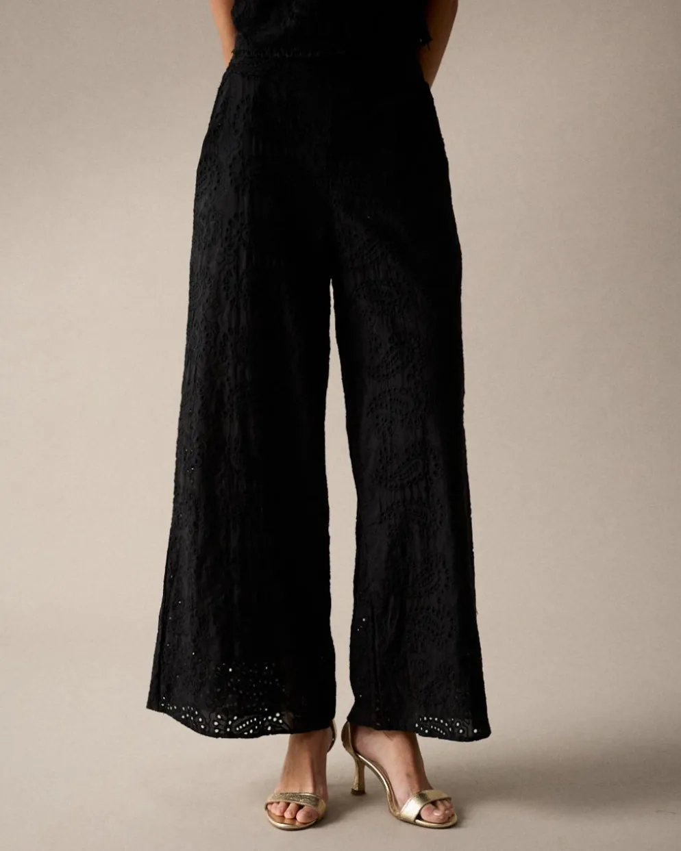 Pantalón Calado Aida